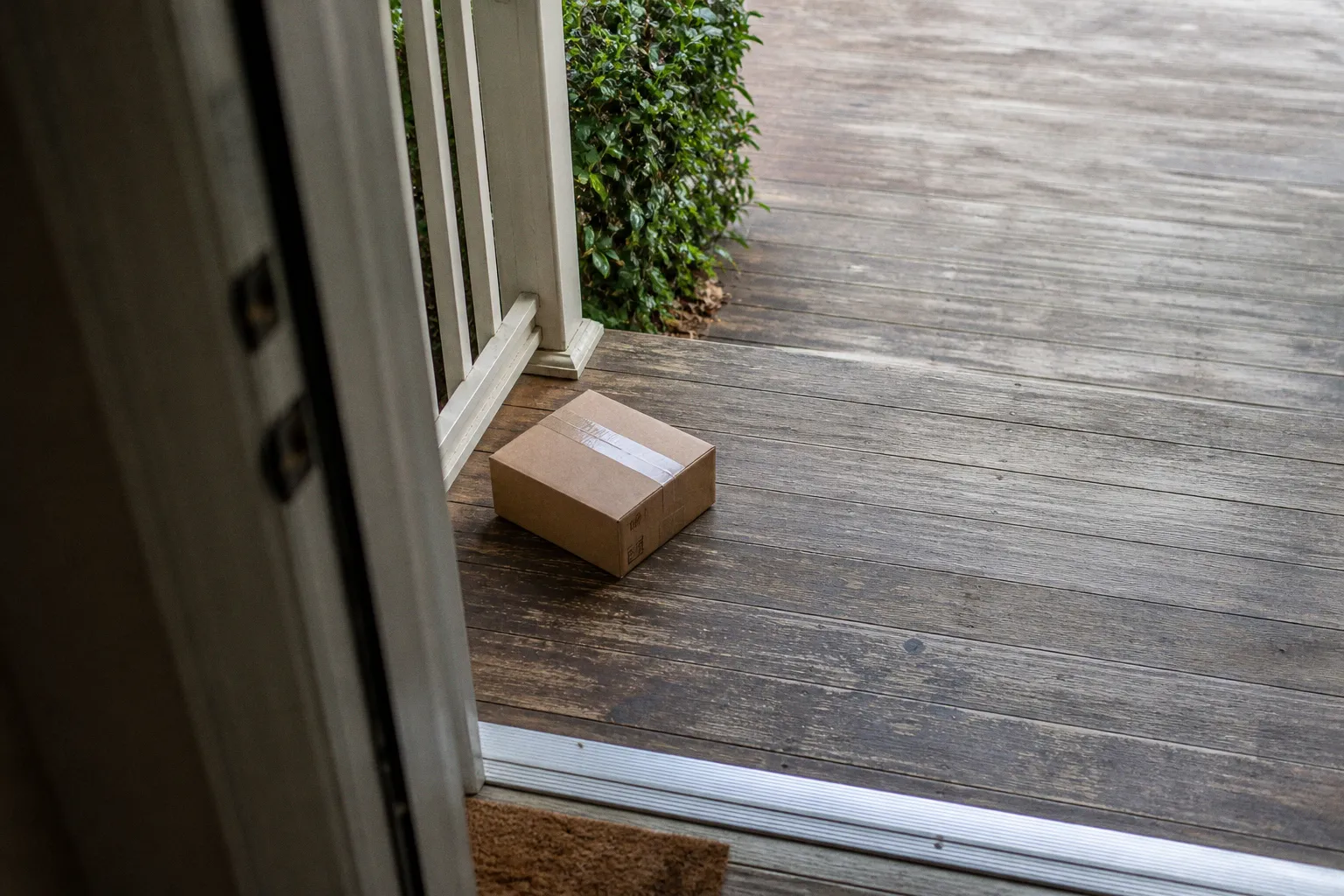 Last mile delivery services: 5 facts for online retailers